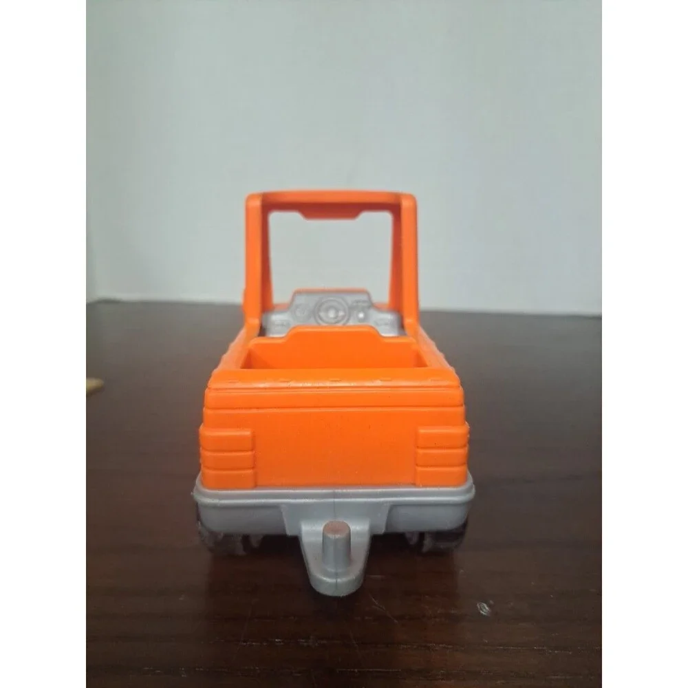 2017 Fisher Price Little People Orange Truck -plastic